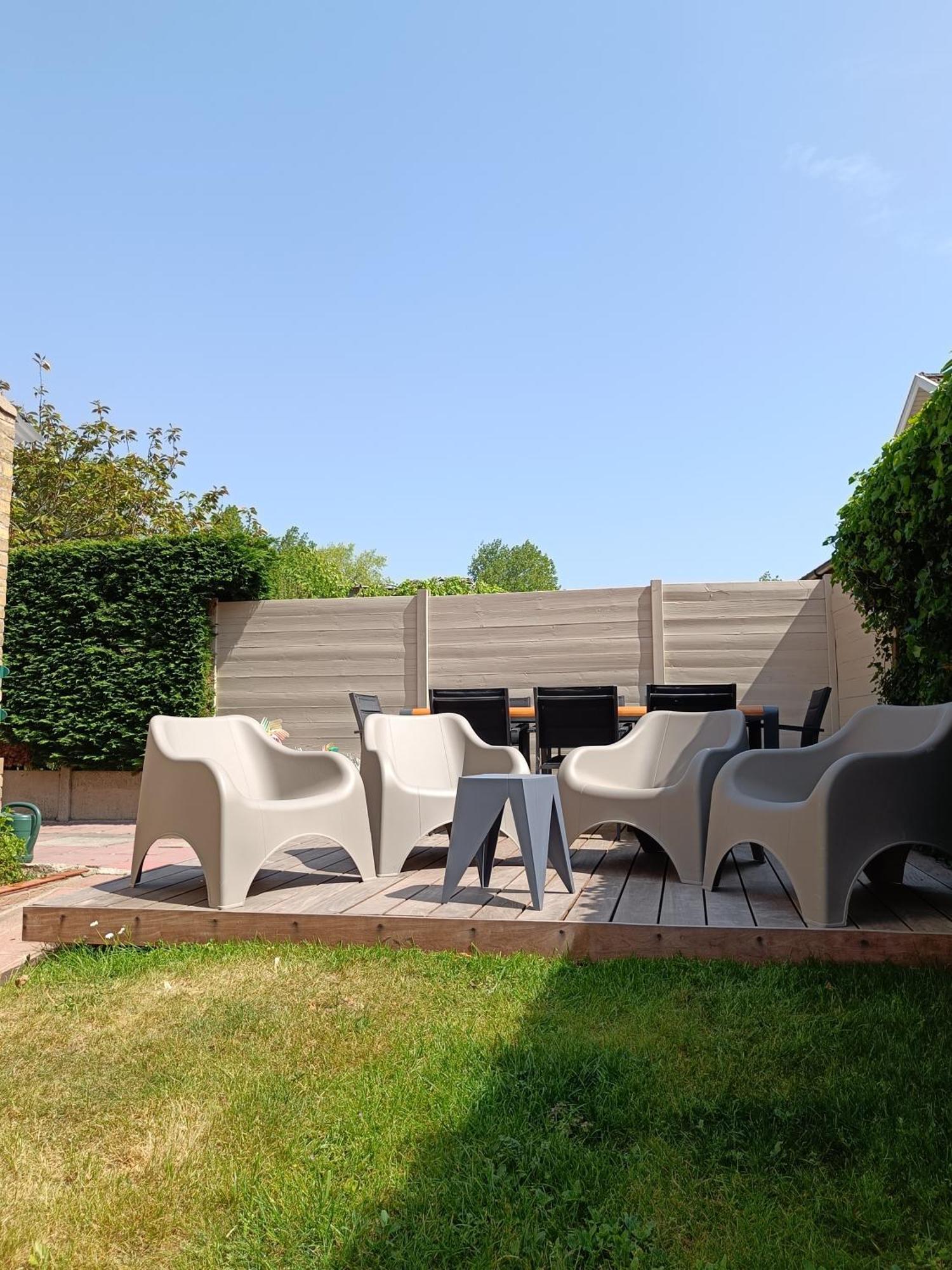 Charming House Panacea